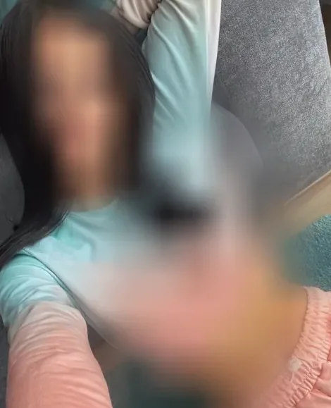 Andrea, 36