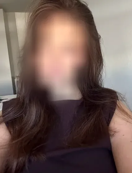 Annika, 28