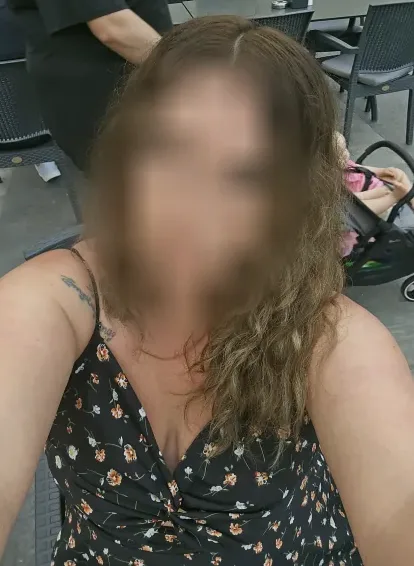 Denise, 36