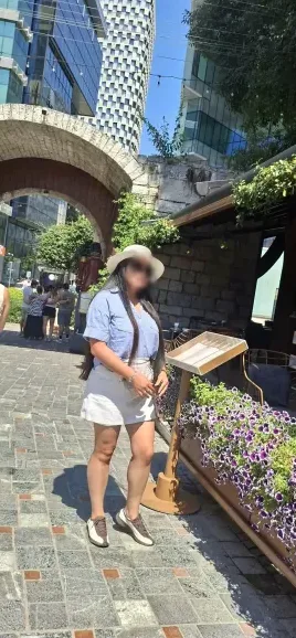 Fatma, 35