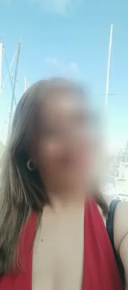 Jana, 35