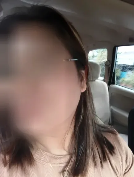 Kim, 33