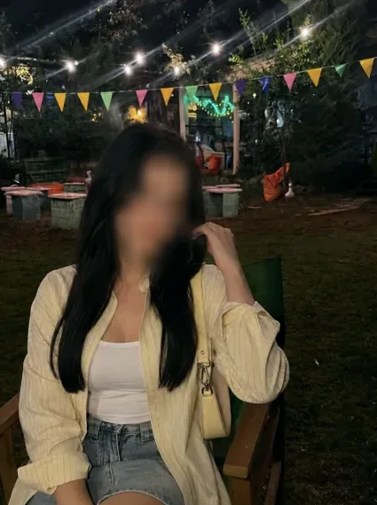 Marlene, 24