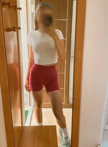Meike, 27