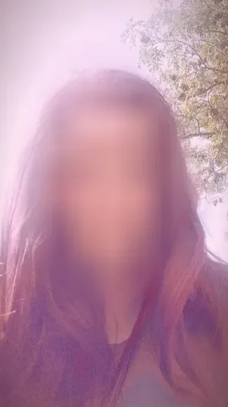 Melanie, 29
