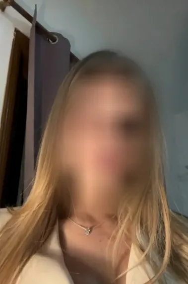 Melike, 22