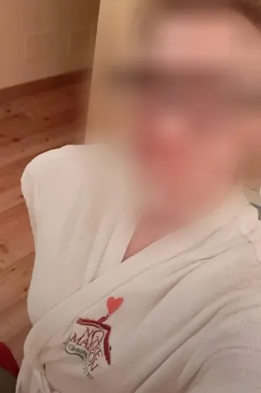 Pia, 40