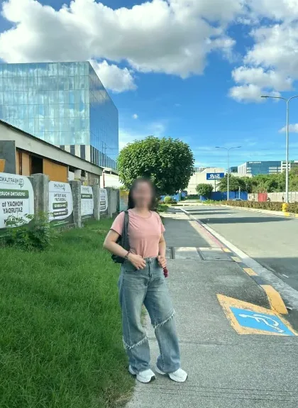 Saskia, 30