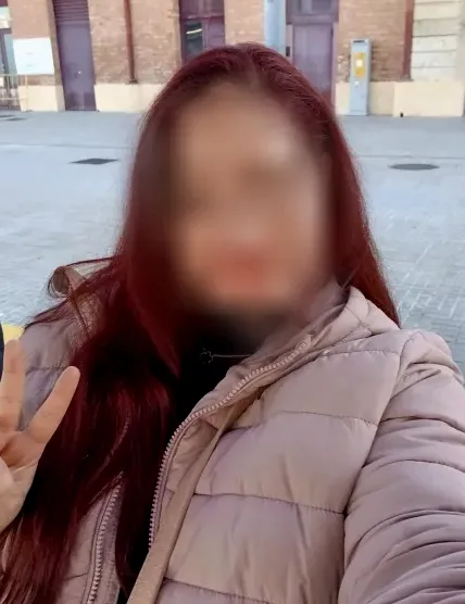 Sina, 34