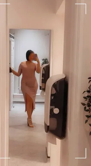 Vanessa, 35