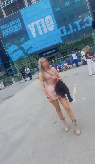 Verena, 28
